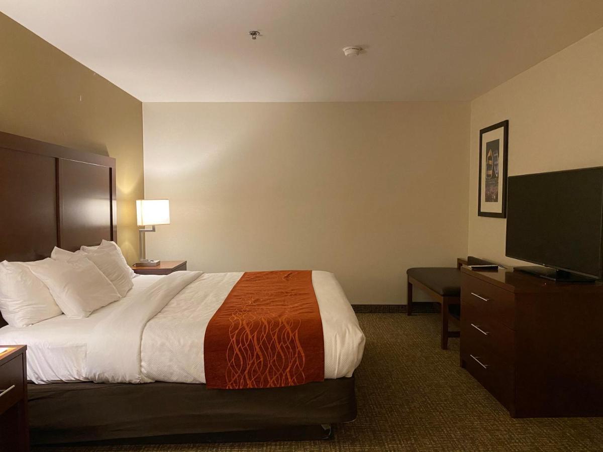 Comfort Inn Marina On The Monterey Bay Exterior foto