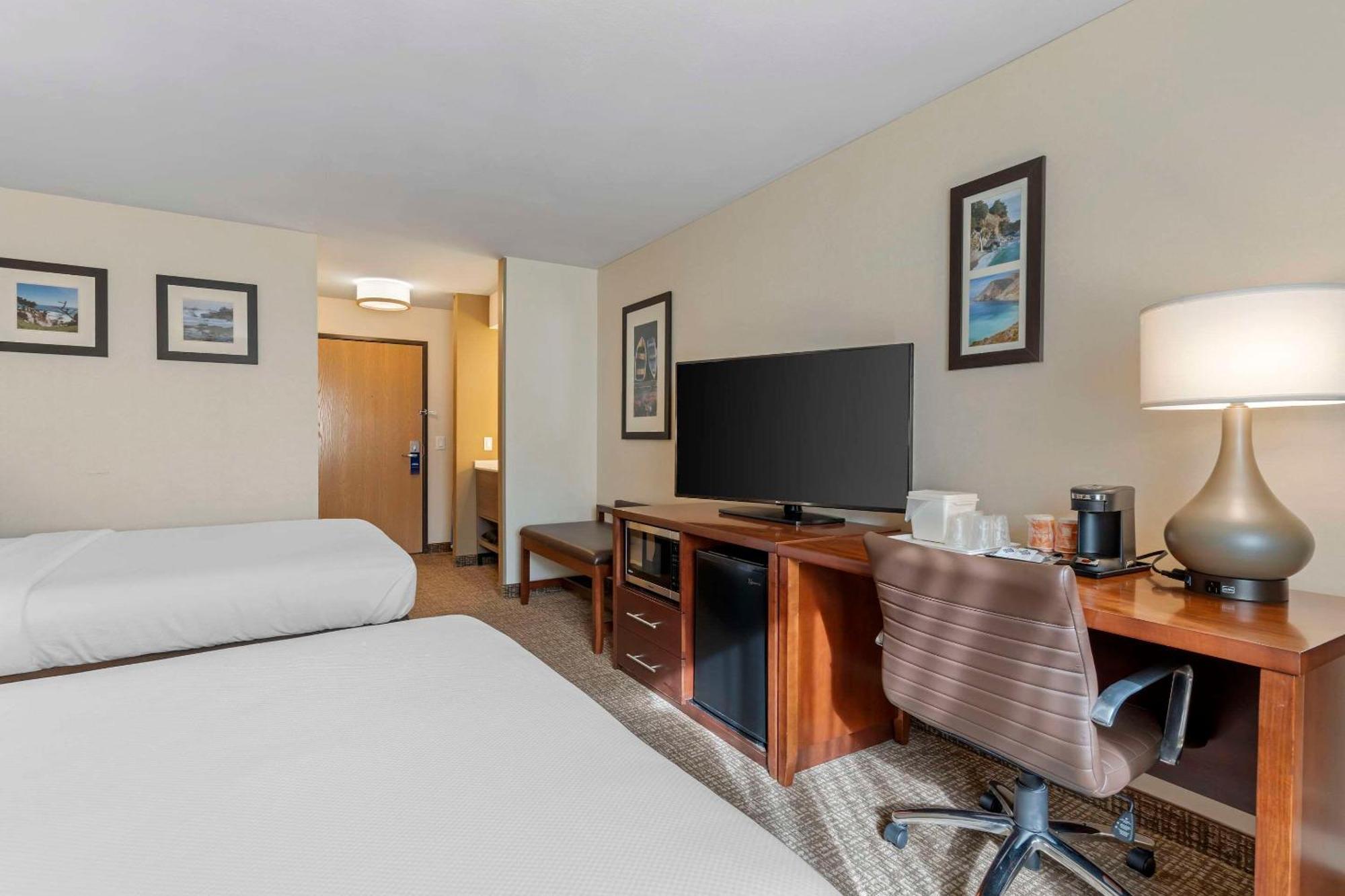Comfort Inn Marina On The Monterey Bay Exterior foto